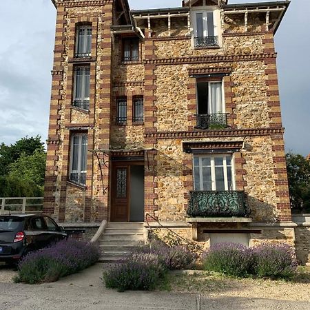 Logement A 20 Min De Paris Avec Parking Gratuit Eaubonne Exteriér fotografie